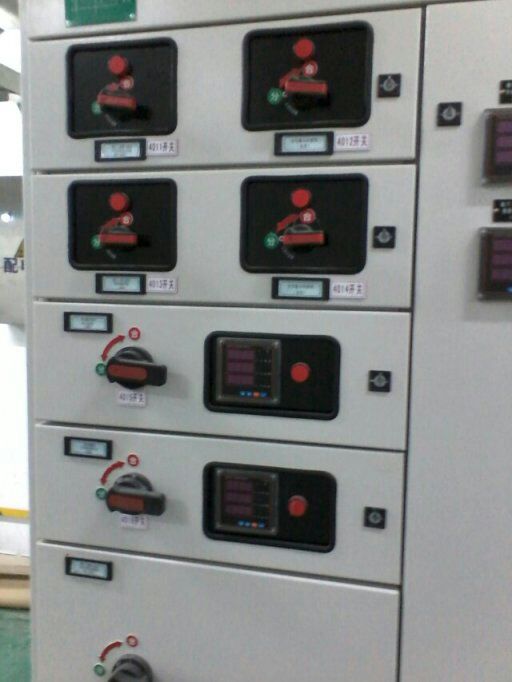 多功能仪表在配电柜中的应7